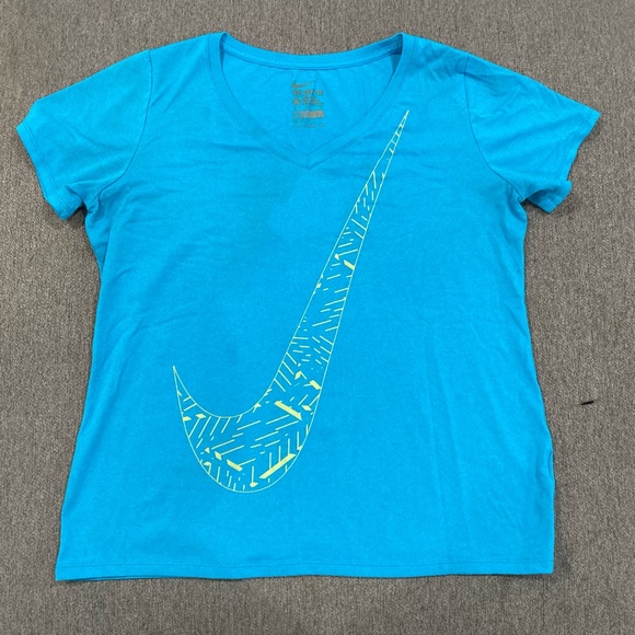 Set of 4 Women’s Active wear shirts - Picture 4 of 15